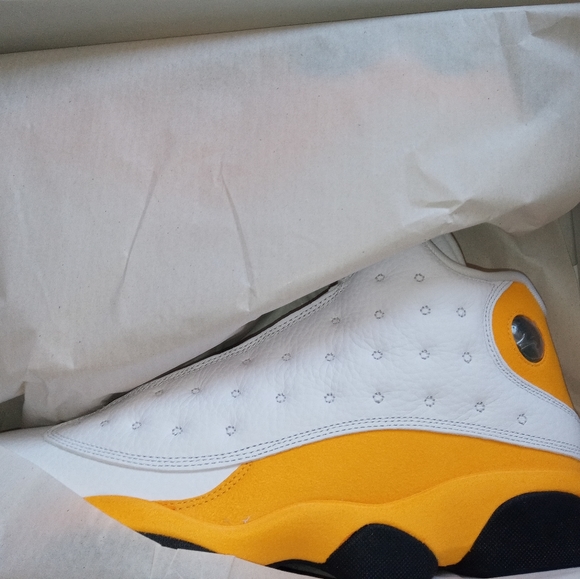 Jordan Retro 13 Del Sol Size 11 and 12 - Picture 2 of 8